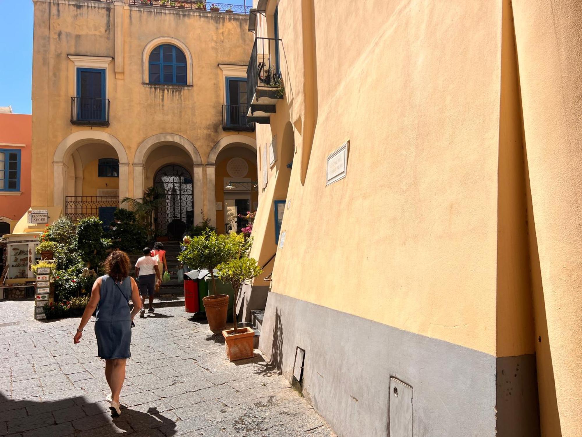 Suite Apartment Capri Con Jacuzzi In Piazzetta Exterior foto